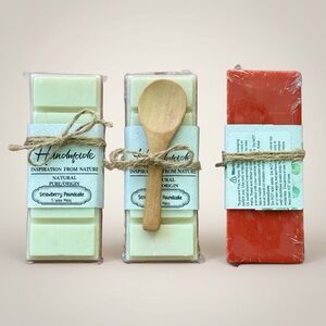 Strawberry Poundcake | Highly Scented Wax Melts | TRIO + Spoon | Long Lasting